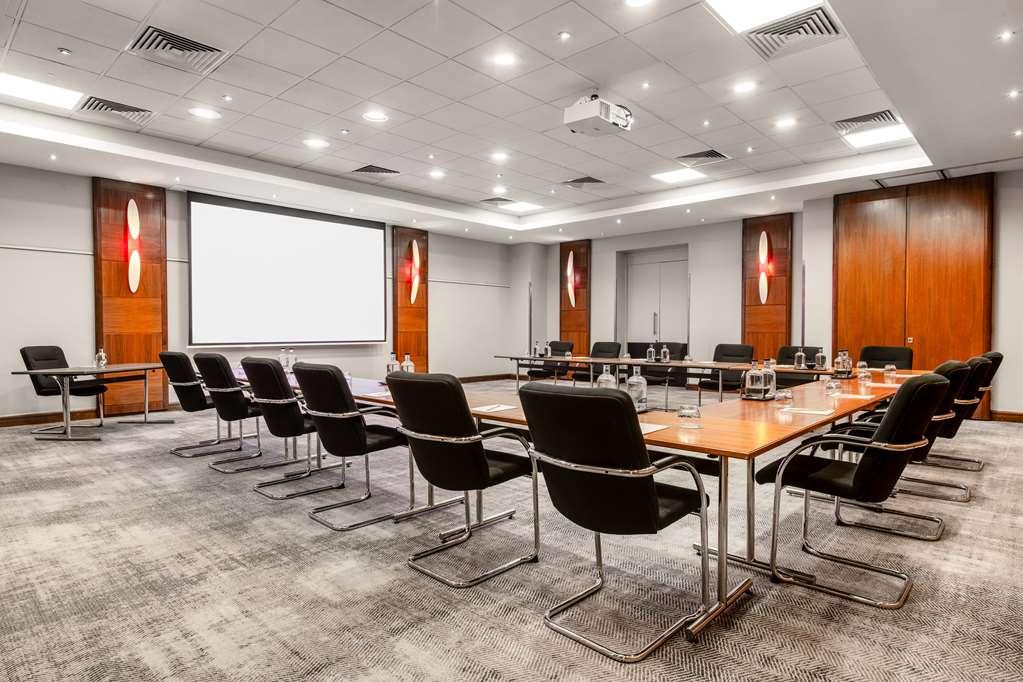 Radisson Red Hotel London Heathrow Kemudahan gambar