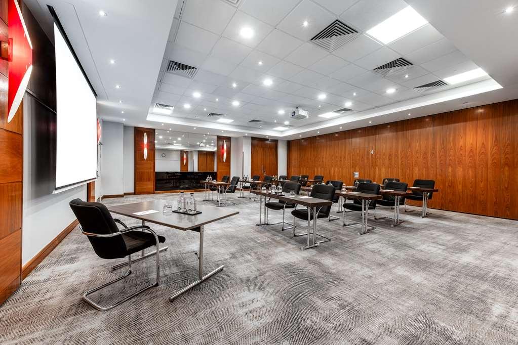 Radisson Red Hotel London Heathrow Kemudahan gambar