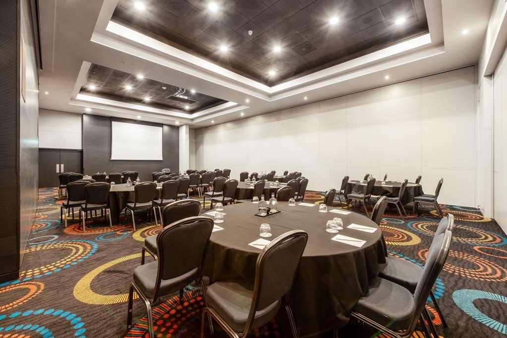 Radisson Red Hotel London Heathrow Kemudahan gambar